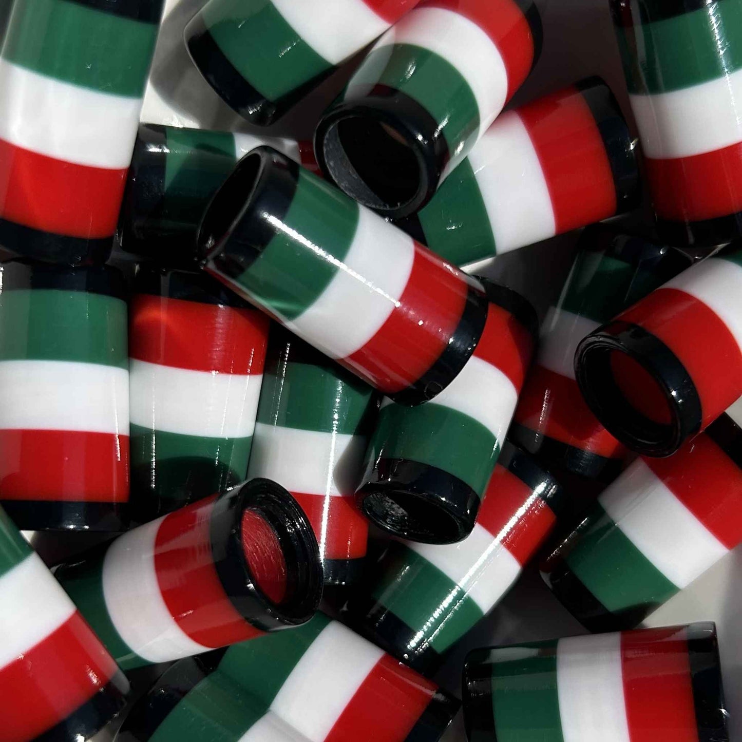 Mexico-flag inspired golf ferrules in black, red, green, and white